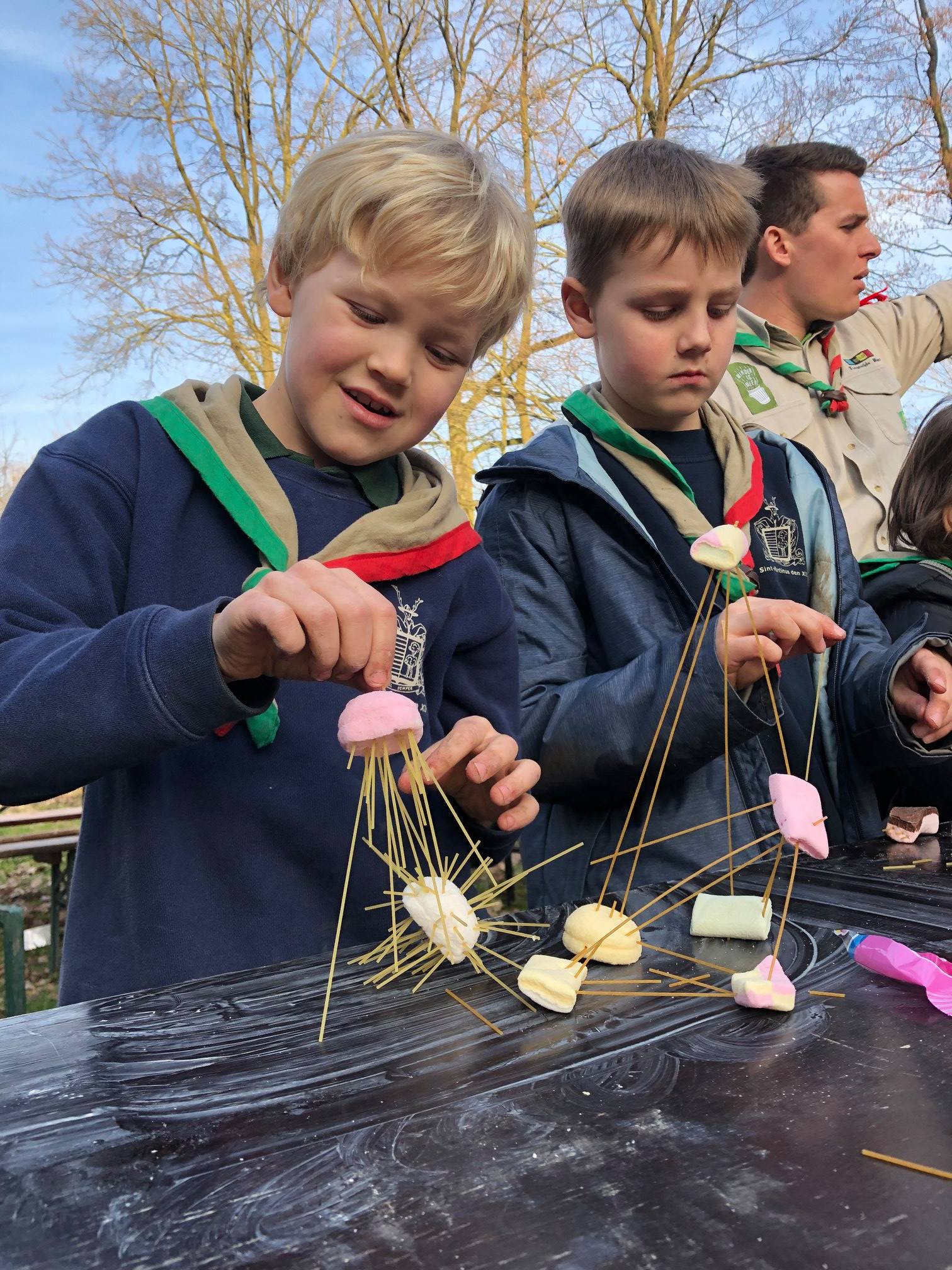 Sint-Martinus den XIIde - Wetenschapsspel Kapoenen Kiewit